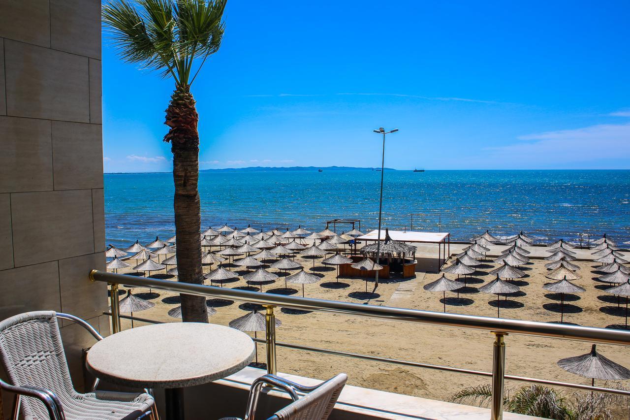 Hotel La Quercia Durrës Extérieur photo