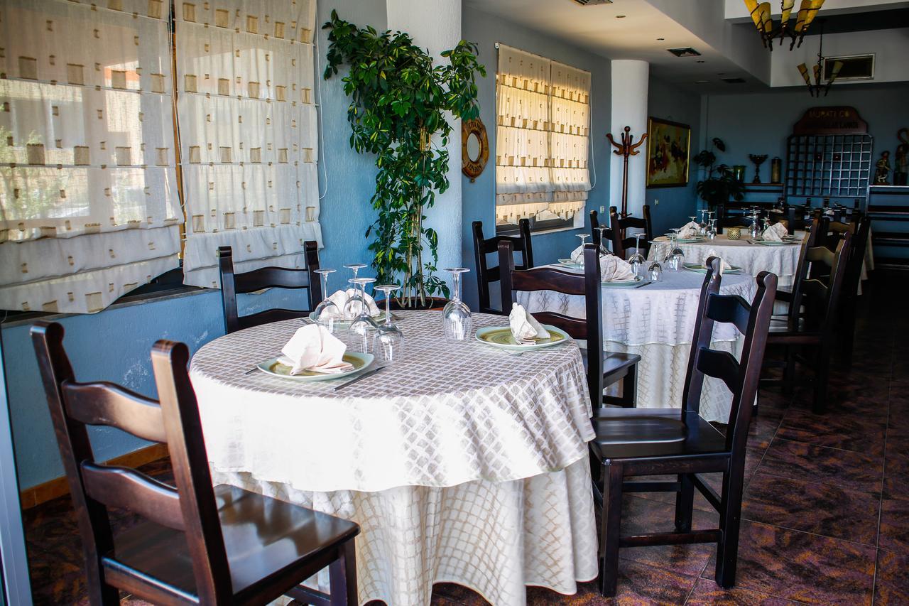 Hotel La Quercia Durrës Extérieur photo